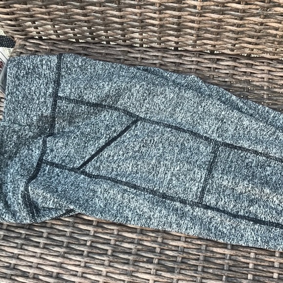 Silky feeling gray and black ankle length tights - Picture 2 of 5